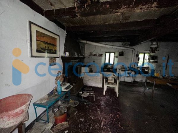 casa indipendente in vendita a Pavullo nel Frignano in zona Frassineti