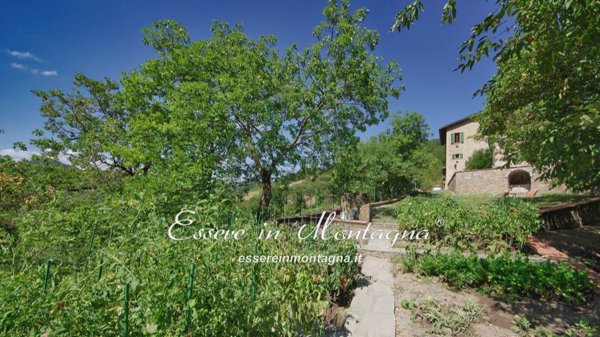 quadrivano in vendita a Pavullo nel Frignano in zona Niviano