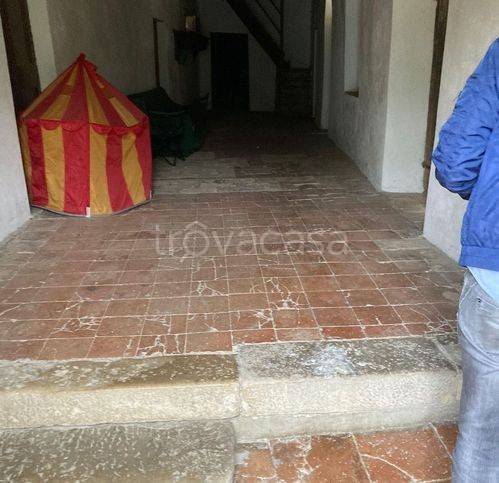 casa indipendente in vendita a Pavullo nel Frignano in zona Montorso