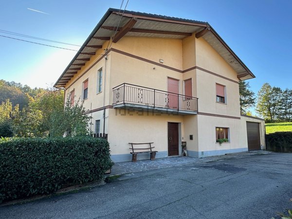 casa indipendente in vendita a Pavullo nel Frignano in zona Sant'Antonio