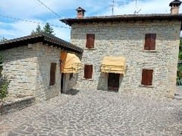 casa indipendente in vendita a Pavullo nel Frignano
