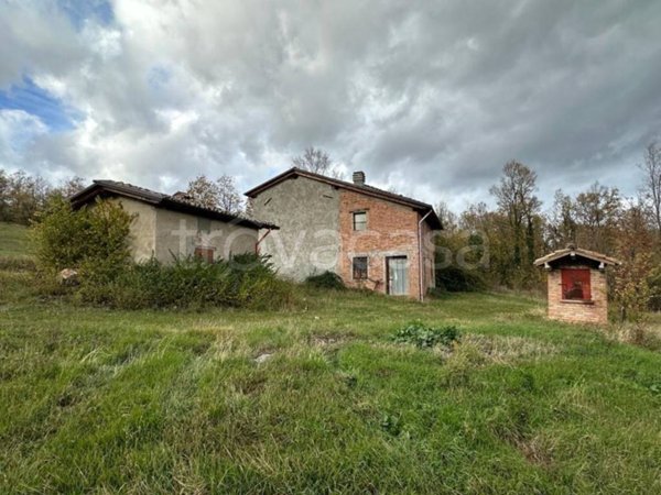 casa indipendente in vendita a Pavullo nel Frignano in zona Sant'Antonio