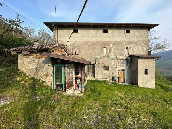 appartamento in vendita a Pavullo nel Frignano in zona Gaiato