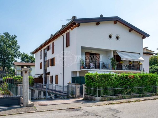 appartamento in vendita a Pavullo nel Frignano in zona Querciagrossa