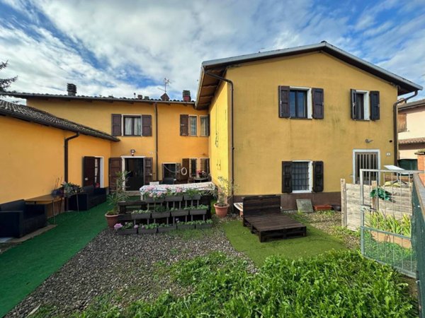 casa indipendente in vendita a Pavullo nel Frignano in zona Sant'Antonio