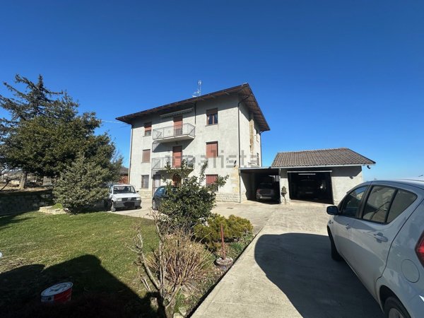 appartamento in vendita a Pavullo nel Frignano in zona Niviano