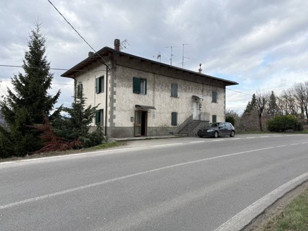 casa indipendente in vendita a Pavullo nel Frignano in zona Sant'Antonio