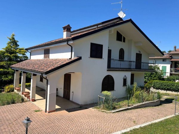 casa indipendente in vendita a Pavullo nel Frignano