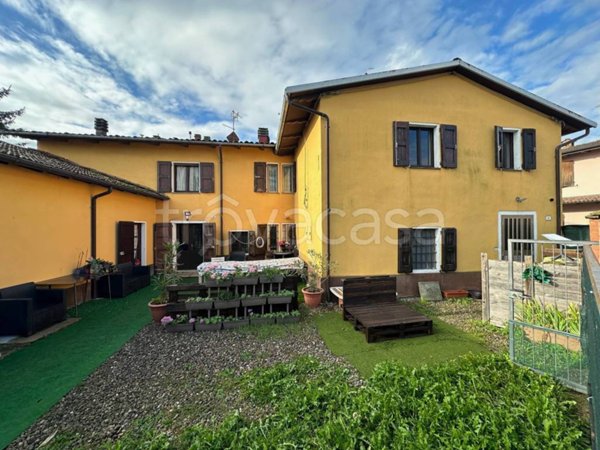 casa indipendente in vendita a Pavullo nel Frignano in zona Sant'Antonio