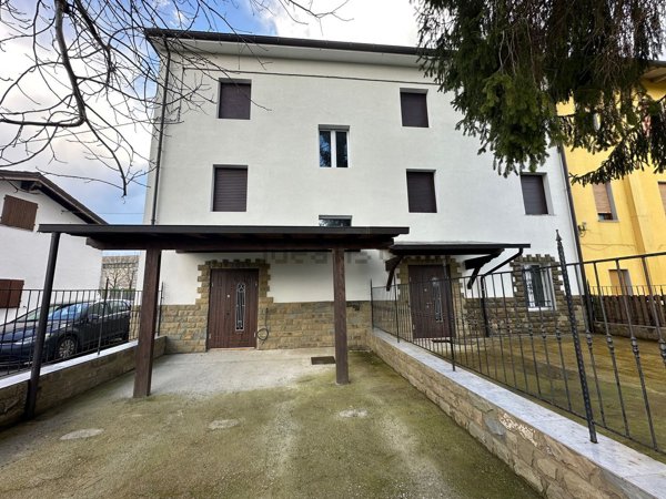 appartamento in vendita a Pavullo nel Frignano in zona Sant'Antonio