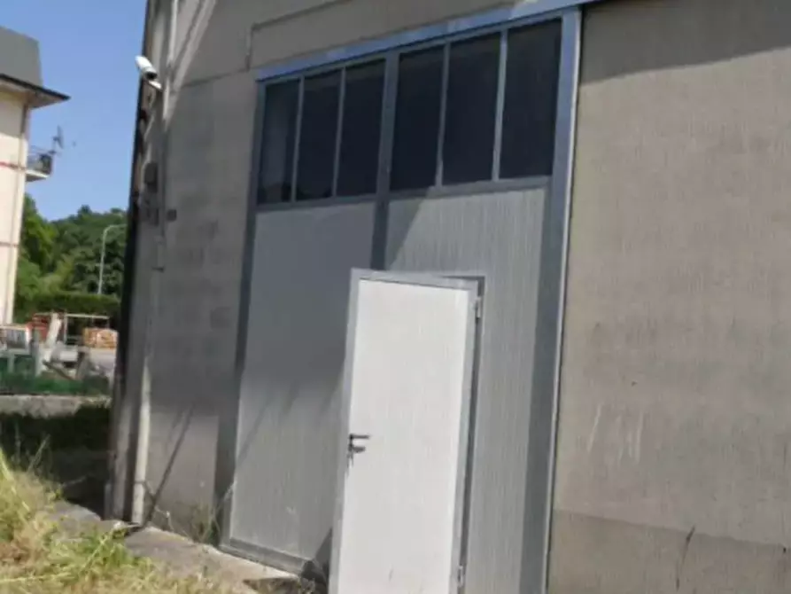 locale di sgombero in vendita a Pavullo nel Frignano