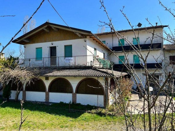appartamento in vendita a Pavullo nel Frignano in zona Verica