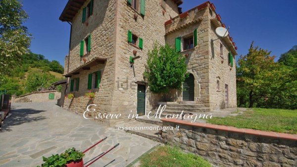 casa indipendente in vendita a Pavullo nel Frignano in zona Niviano