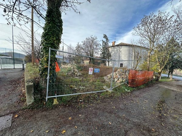 casa indipendente in vendita a Pavullo nel Frignano in zona Frassineti