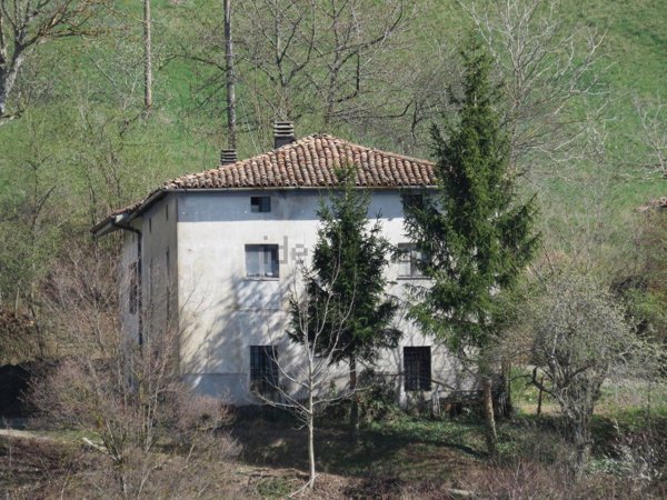 casale in vendita a Pavullo nel Frignano