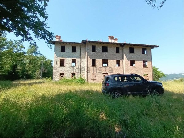 casale in vendita a Pavullo nel Frignano