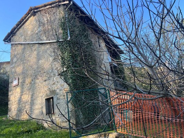 casa indipendente in vendita a Pavullo nel Frignano