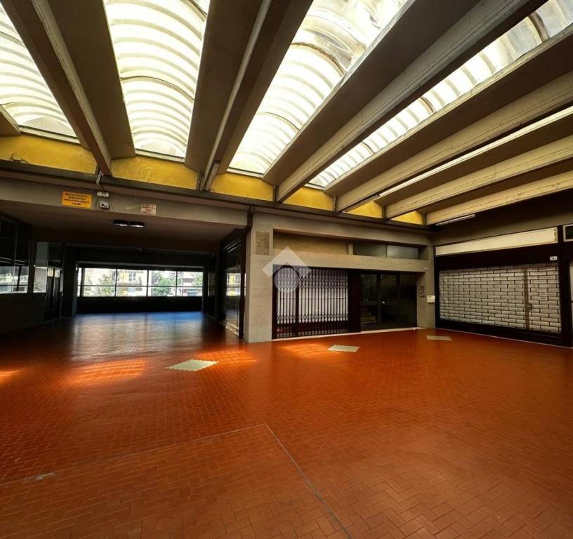 locale commerciale in vendita a Pavullo nel Frignano