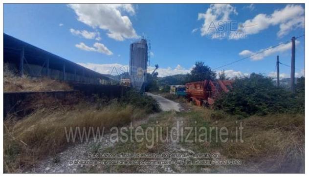 terreno edificabile in vendita a Pavullo nel Frignano in zona Castagneto