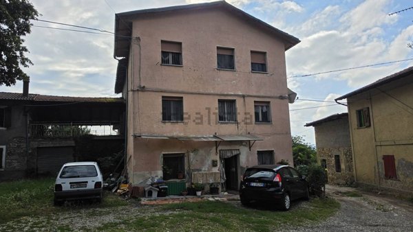 casa indipendente in vendita a Pavullo nel Frignano