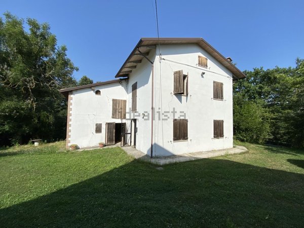 casale in vendita a Pavullo nel Frignano in zona Montebonello