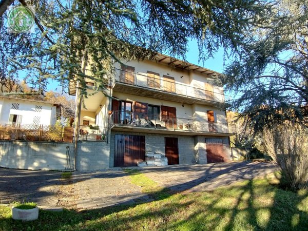 casa indipendente in vendita a Pavullo nel Frignano in zona Olina
