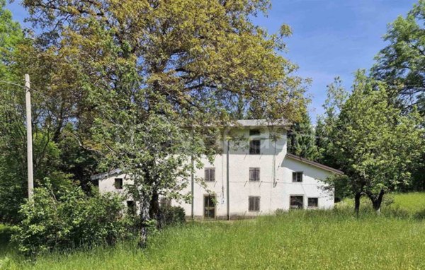 casa indipendente in vendita a Pievepelago in zona Tagliole