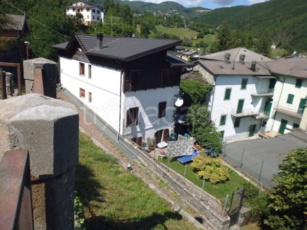 casa indipendente in vendita a Pievepelago