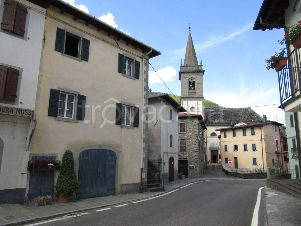 casa indipendente in vendita a Pievepelago