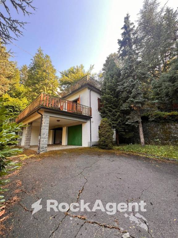 casa indipendente in vendita a Pievepelago