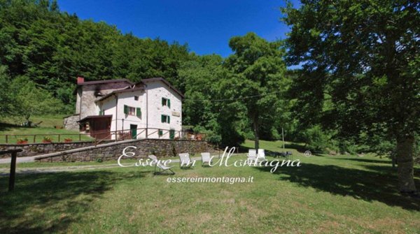 casa indipendente in vendita a Pievepelago