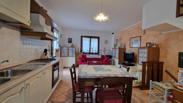 casa indipendente in vendita a Pievepelago in zona Sant'Andrea Pelago