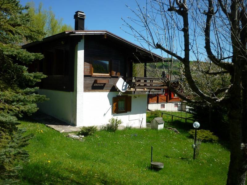 casa indipendente in vendita a Pievepelago