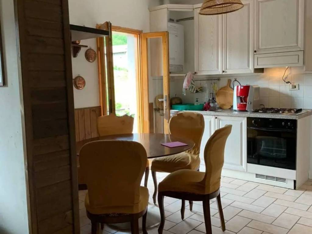 appartamento in vendita a Pievepelago in zona Sant'Anna Pelago