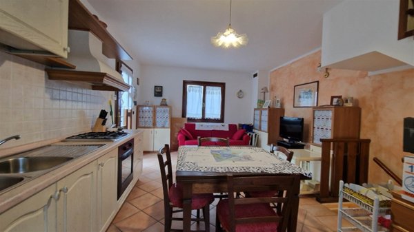 casa indipendente in vendita a Pievepelago in zona Sant'Andrea Pelago