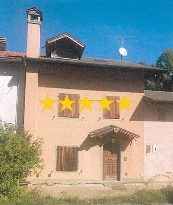 appartamento in vendita a Pievepelago in zona Sant'Anna Pelago