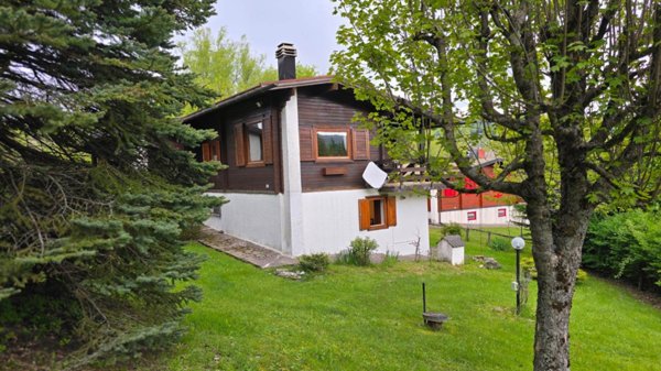 casa indipendente in vendita a Pievepelago