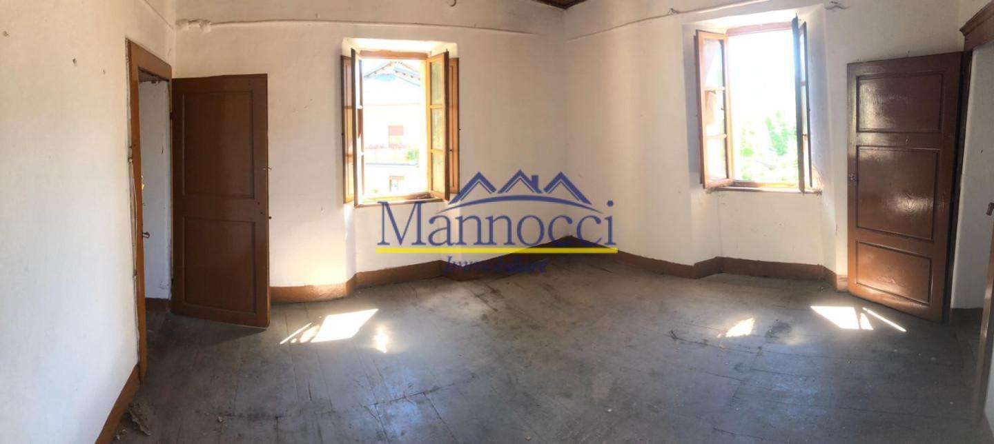 intera palazzina in vendita a Pievepelago in zona Sant'Andrea Pelago