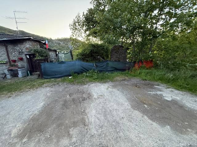 casa indipendente in vendita a Pievepelago