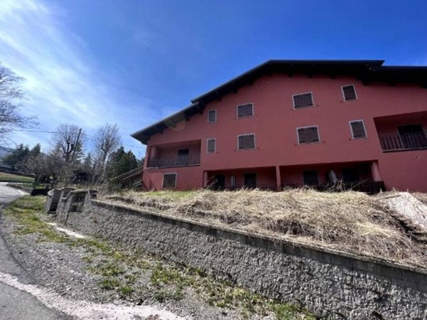 intera palazzina in vendita a Pievepelago