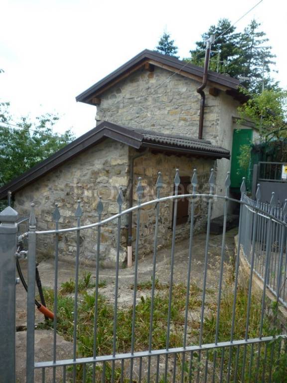 casa indipendente in vendita a Pievepelago in zona Roccapelago