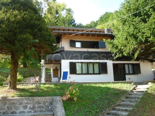 casa indipendente in vendita a Pievepelago