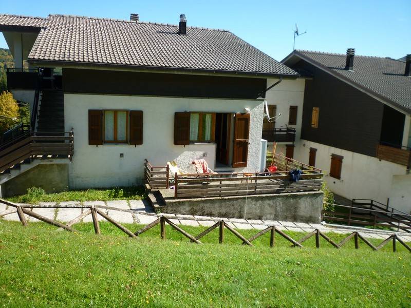appartamento in vendita a Pievepelago in zona Sant'Anna Pelago