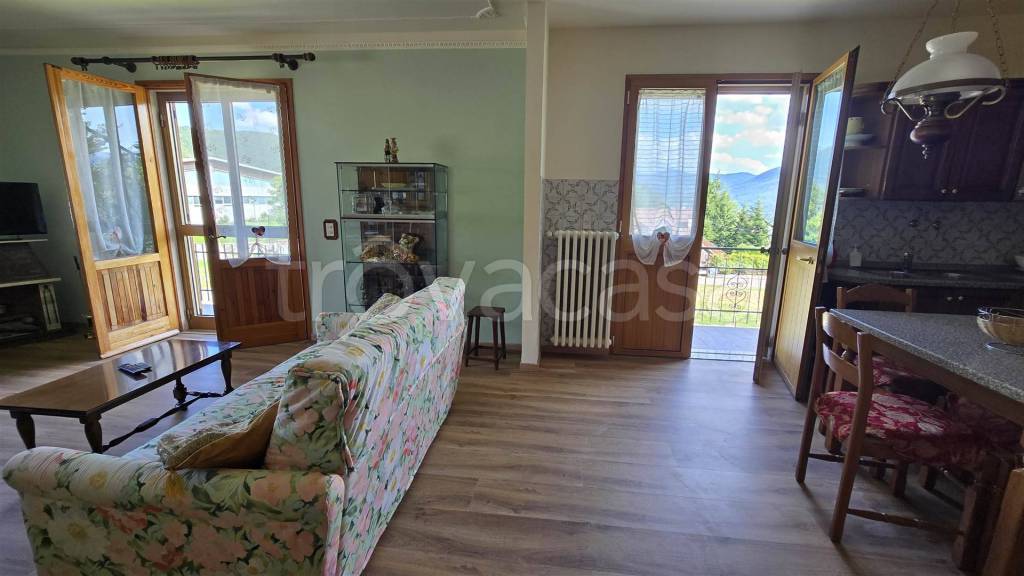 casa indipendente in vendita a Pievepelago in zona Sant'Andrea Pelago