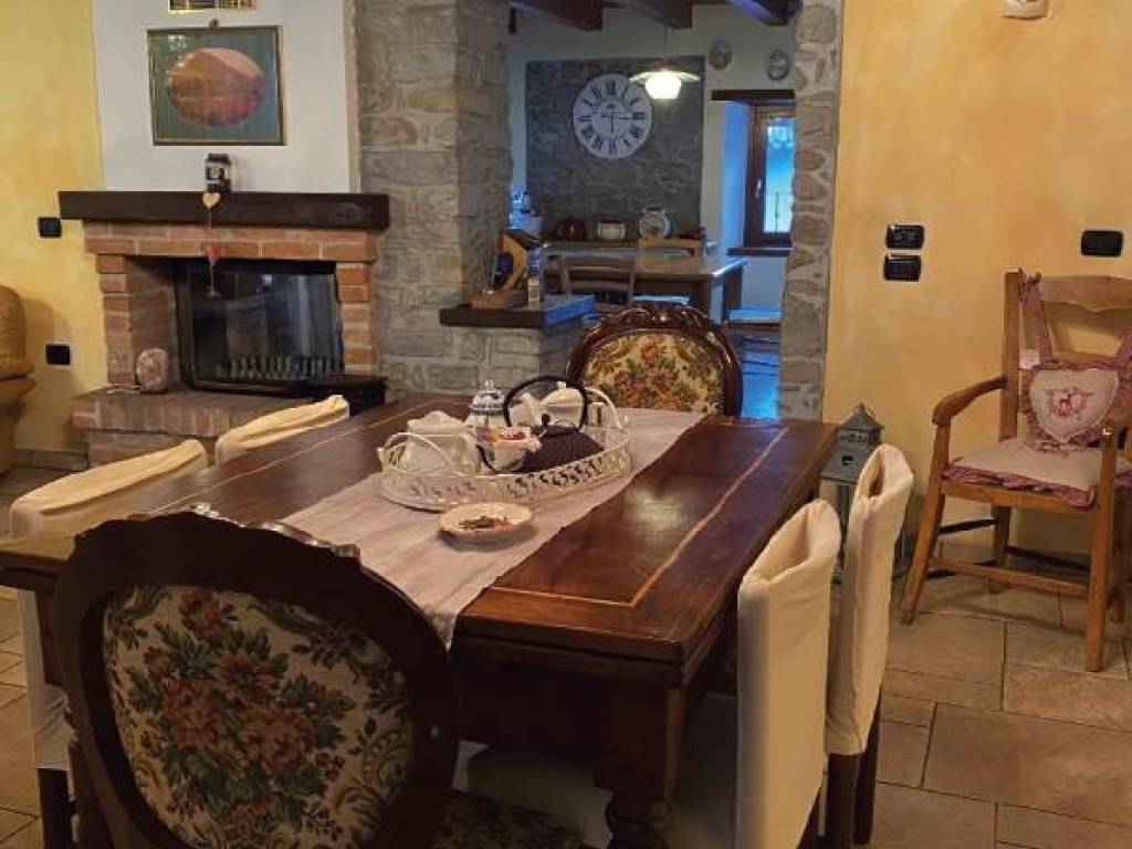 casa indipendente in vendita a Pievepelago