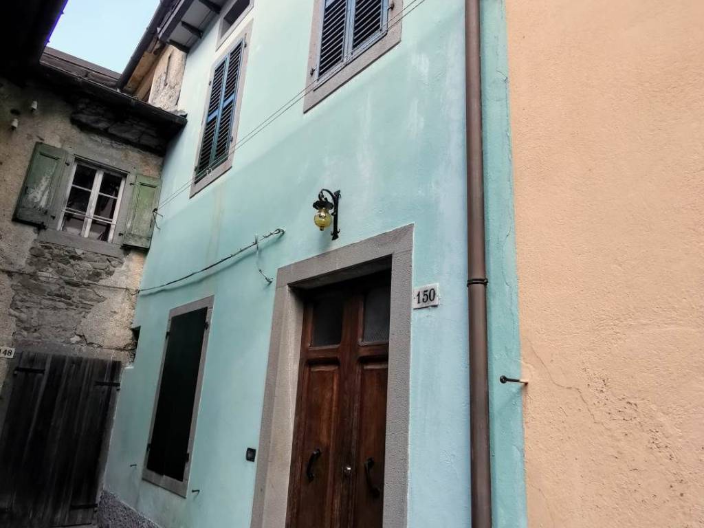 casa indipendente in vendita a Pievepelago