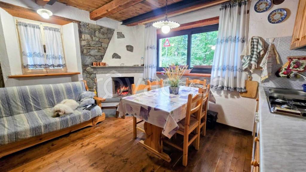 appartamento in vendita a Pievepelago in zona Sant'Anna Pelago