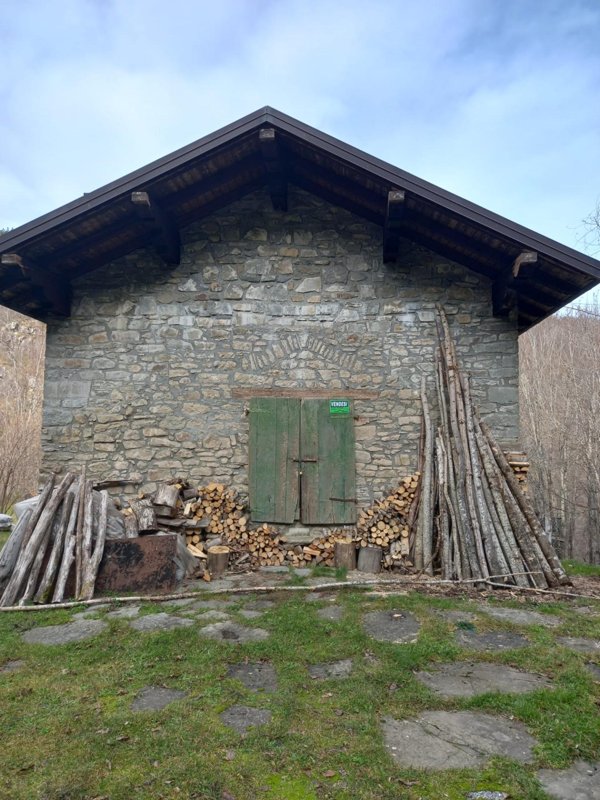 casa indipendente in vendita a Pievepelago
