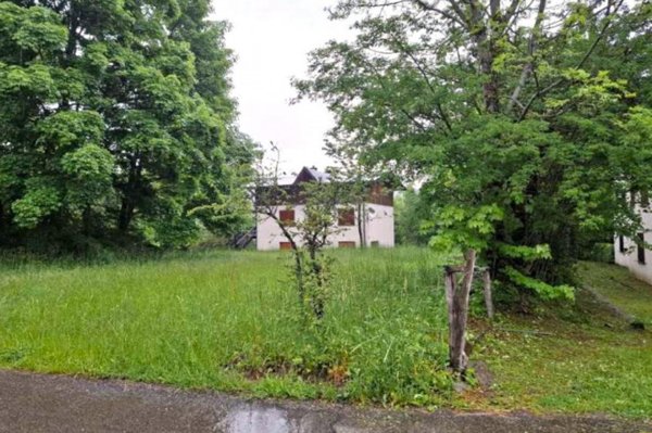 terreno edificabile in vendita a Pievepelago