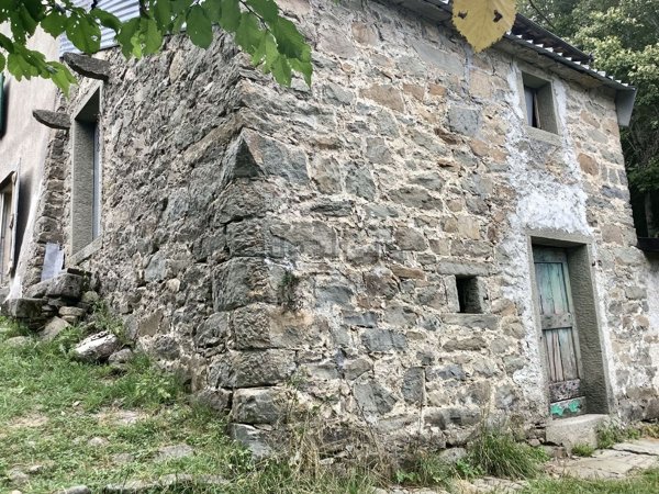 appartamento in vendita a Pievepelago in zona Tagliole